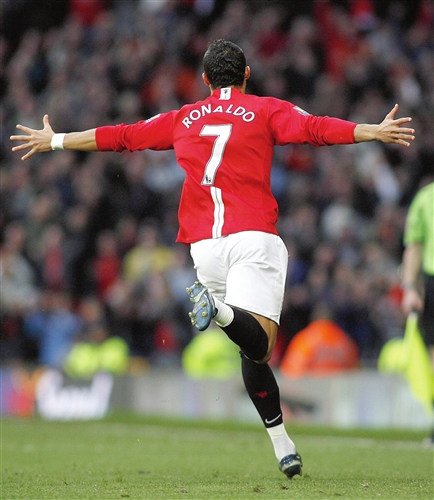 足協杯1／8決賽廣州富力6-1蘇州東吳 三將梅開二度雷鳥角球破門.