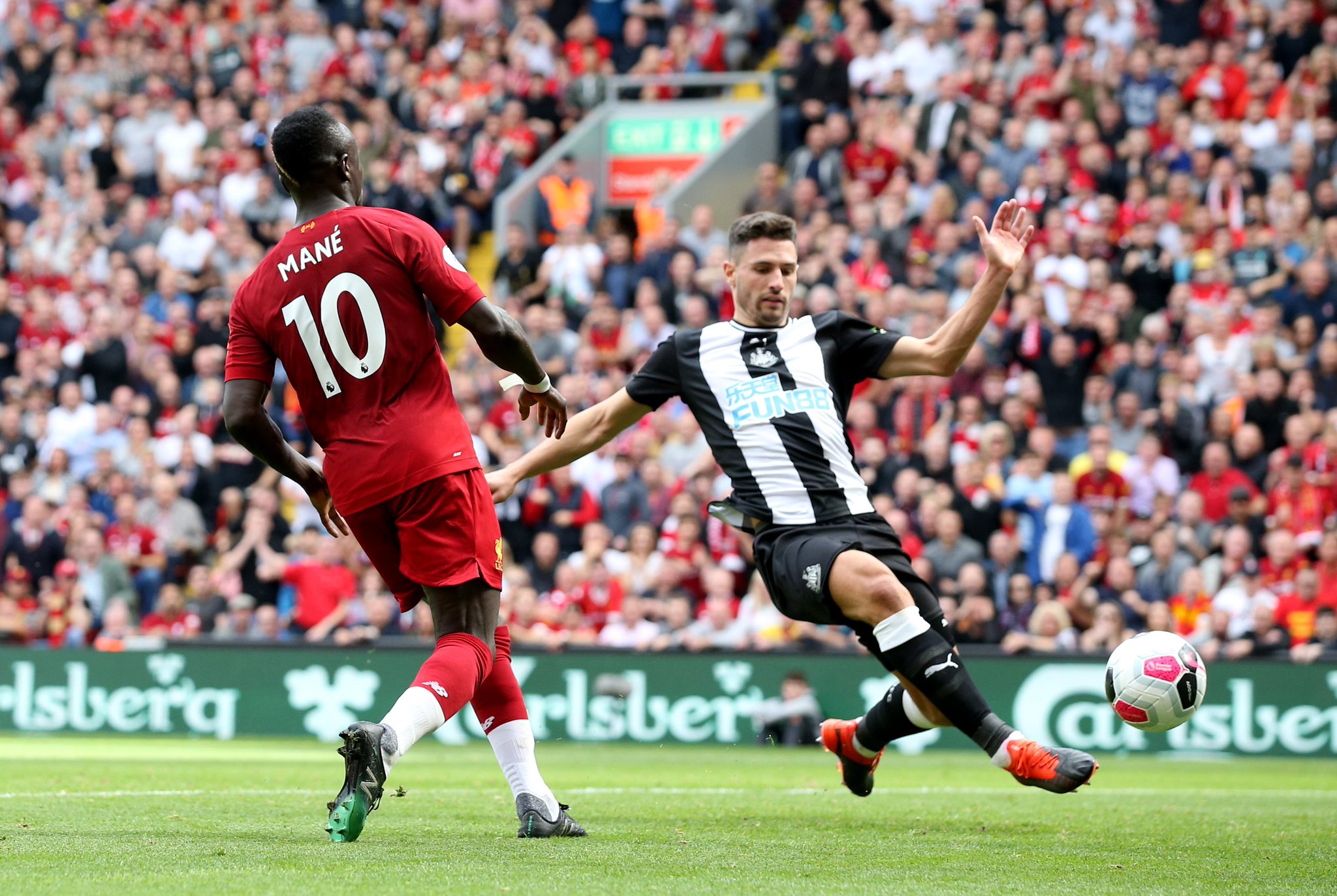 迪亚斯在球 迪亚斯在球