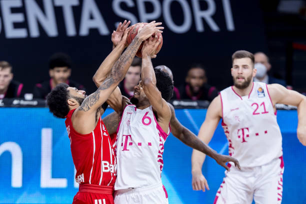 十三年足以 十三年足以